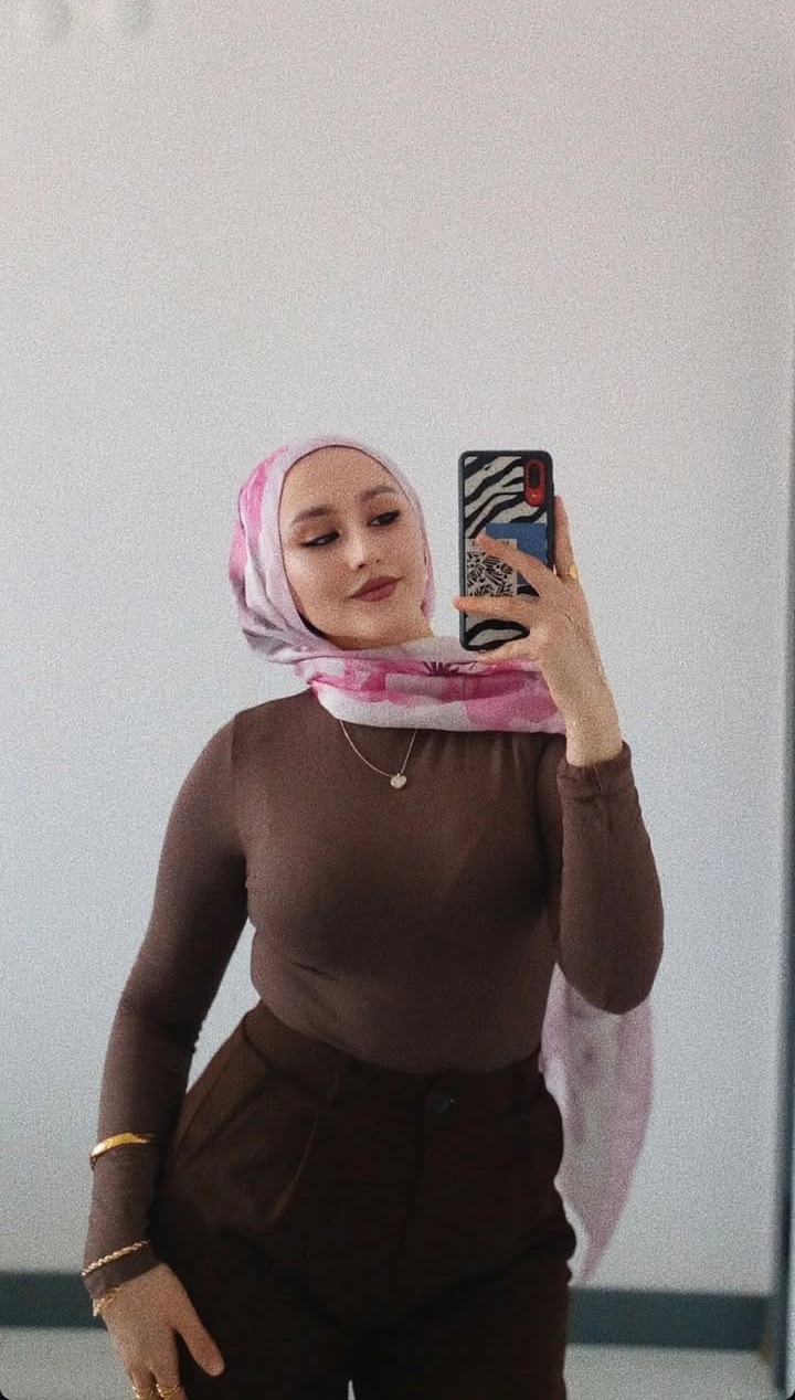 Çöğmen Sadık Bayan Escort Şirin